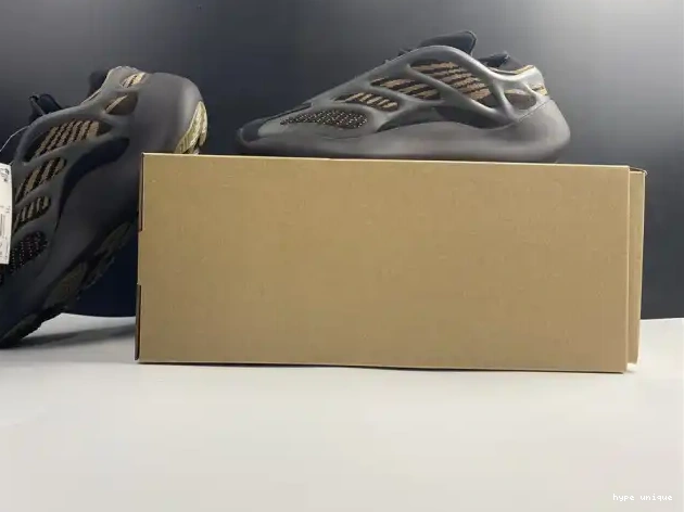 hype GY0189 V3 ADIDAS YEEZY 700 0610